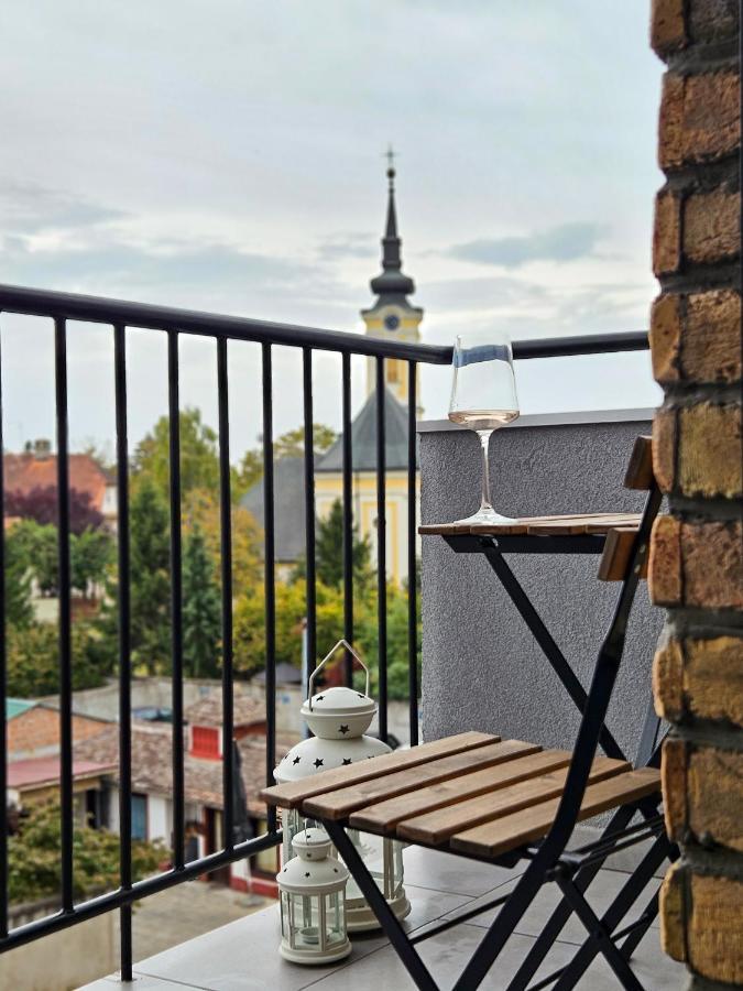 Roman Apartman Sremska Mitrovica Exteriér fotografie