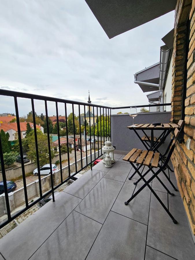 Roman Apartman Sremska Mitrovica Exteriér fotografie