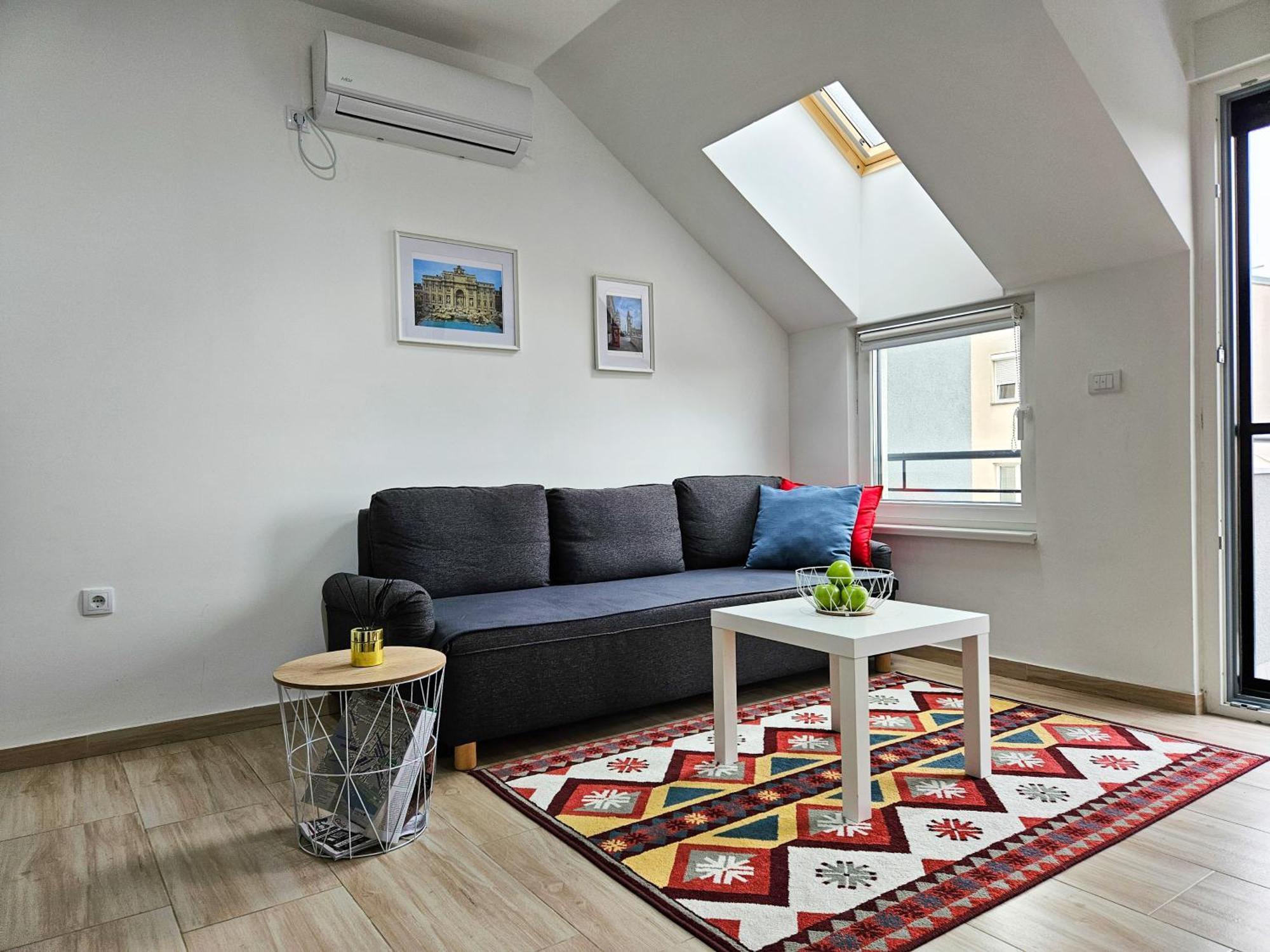 Roman Apartman Sremska Mitrovica Exteriér fotografie